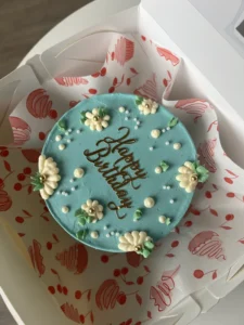 MINI CAKE FLORES SIMPLES